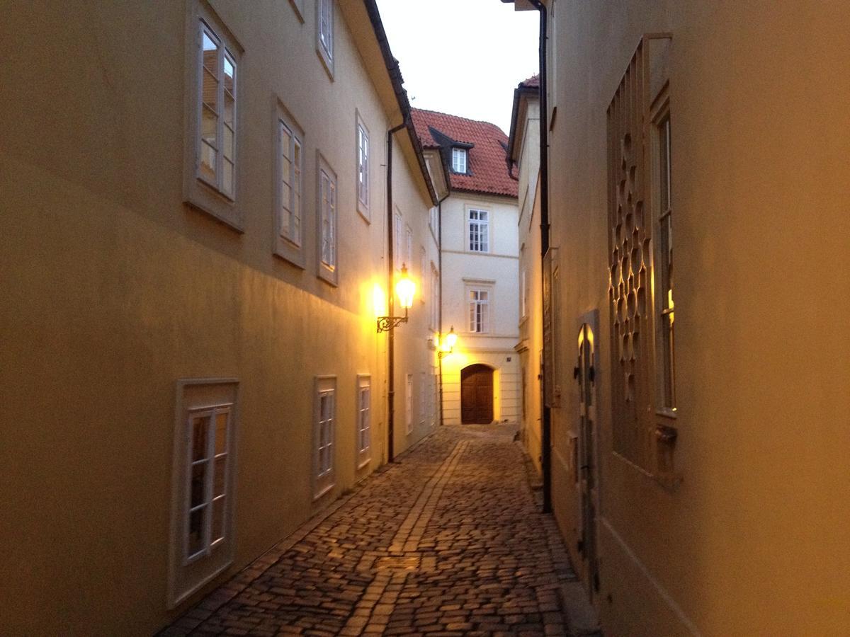 شقة Old Town Basement براغ المظهر الخارجي الصورة